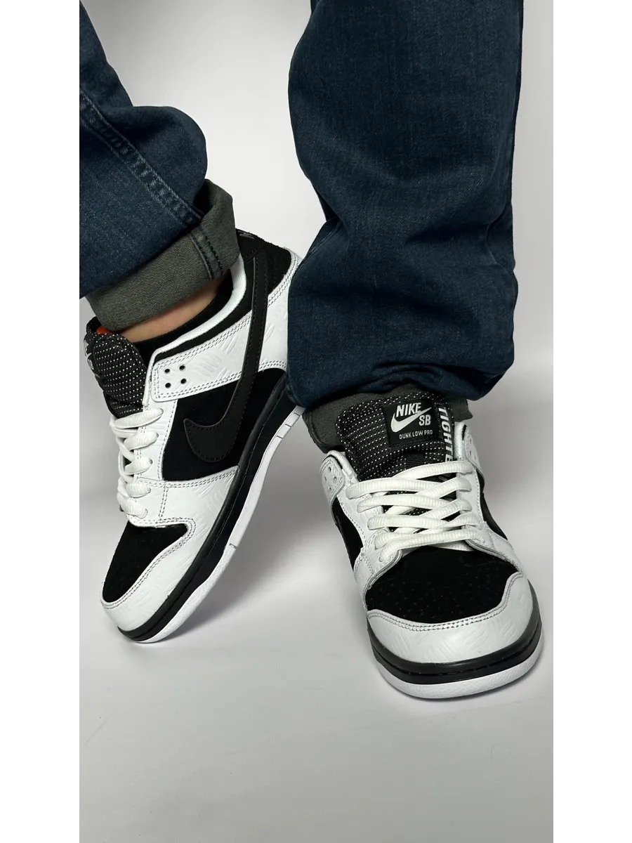 Кроссовки Nike SB Tightbooth Dunk Low Pro