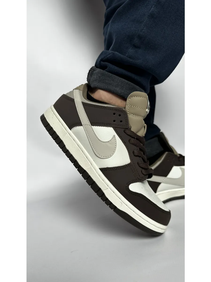 Кроссовки Nike