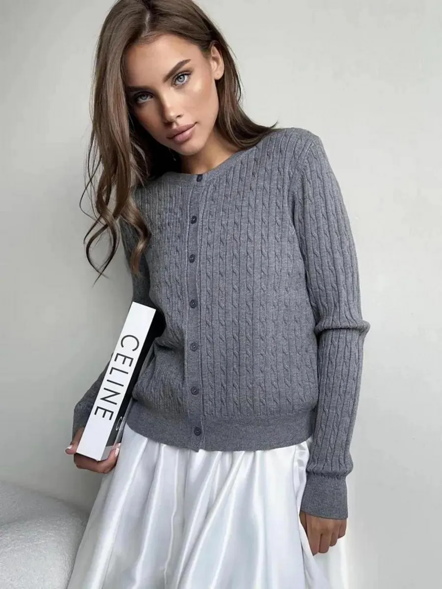 Кардиган на пуговицах