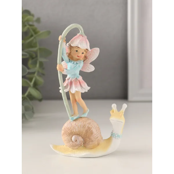Фигурка Фея на улитке
